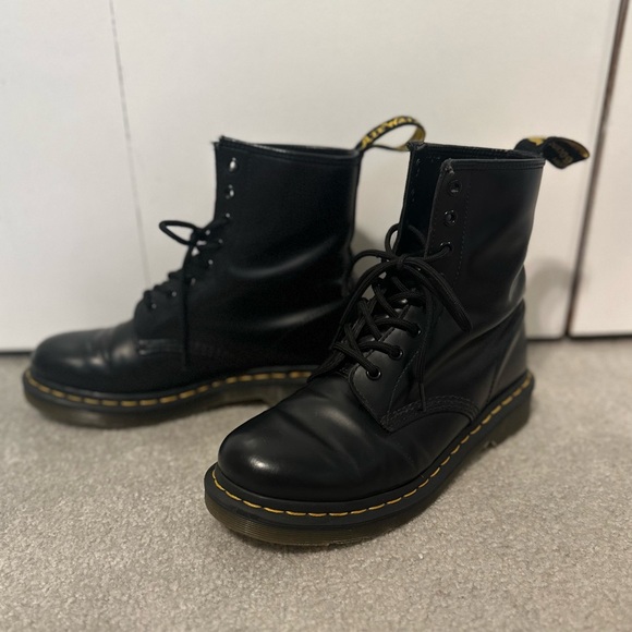 Dr Martens 1460 Smooth Leather Boots - Picture 4 of 7